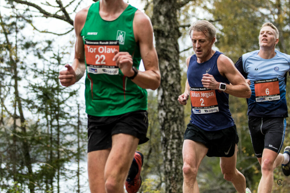 Anders Gløersen og Ley Muller vant 10-kilometeren under Nøklevann Rundt 2019-10-12_1438_9982-Kondis-johan-jørgen-lindgård-strømberg-foto-sylvain-cavatz.jpg