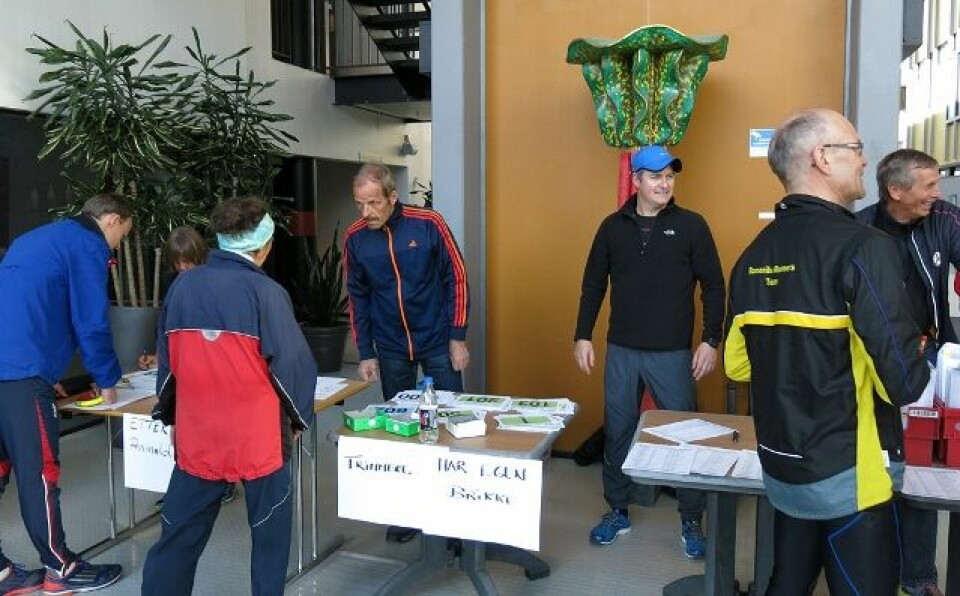 310 fullførte 1. løp i ABIK-karusellen ABIK-Utdeling-av-startnummer-og-brikker (640x397).jpg