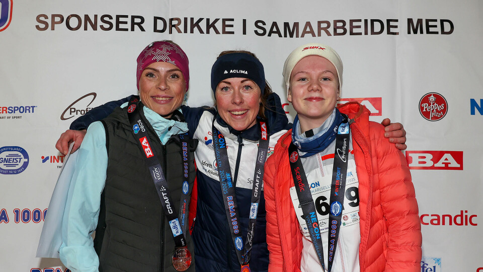 Premiepallen kvinner 5 km: Leni Økland-Lihaug, Eli Anne Dvergsdal og Ingrid Regine Undertun-Flesland. (Alle foto: Arne Dag Myking) Premiepallen kvinner 5 km: Leni Økland-Lihaug, Eli Anne Dvergsdal og Ingrid Regine Undertun-Flesland. (Alle foto: Arne Dag Myking)