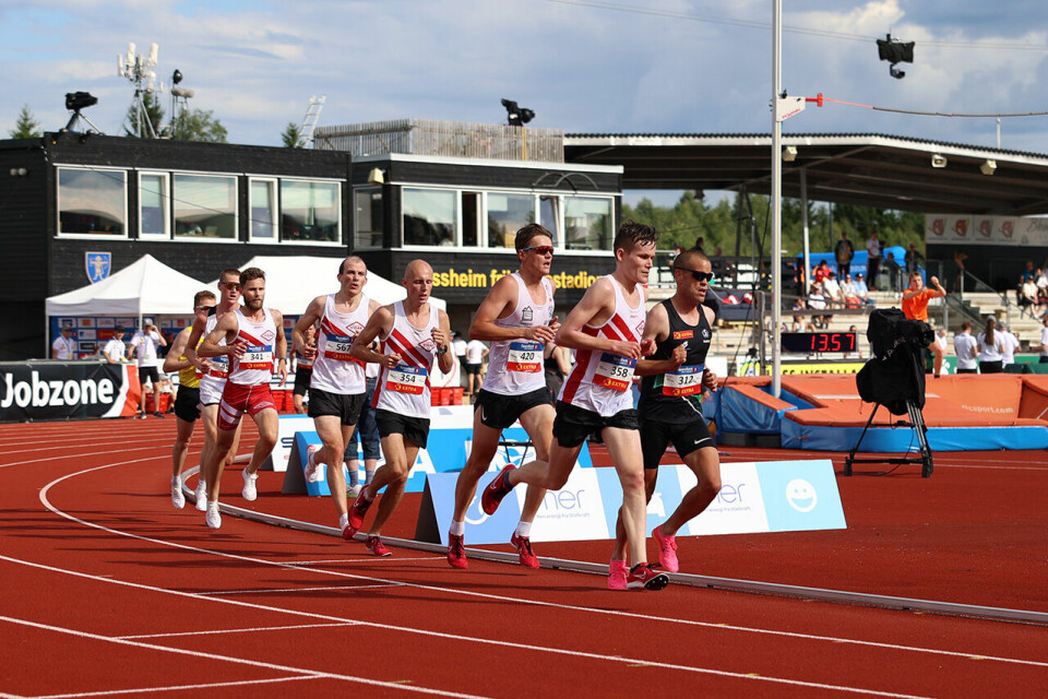 Mikkel Blikstad Thomassen vant B-finalen på 10000 meter snart-5000m.jpg