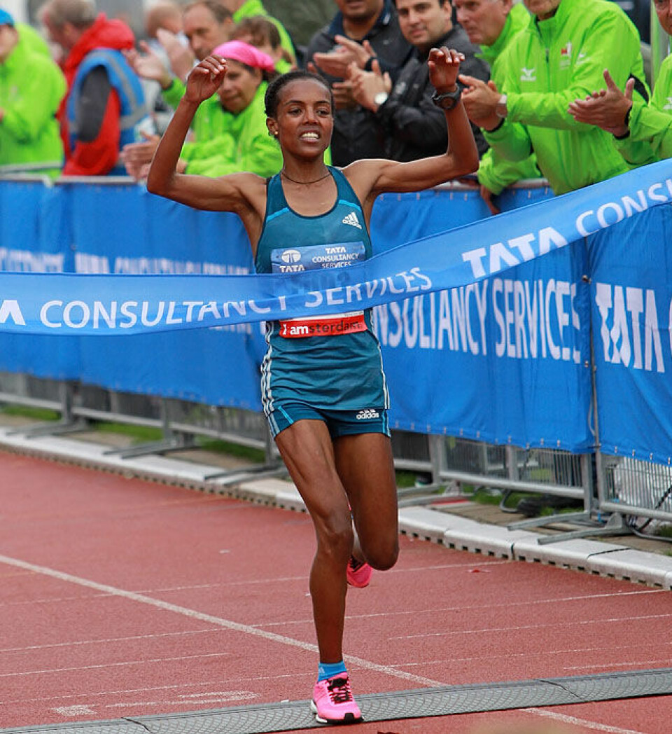 Elise Selvikvåg Molvik ble nr. 9 i Amsterdam Marathon Betelhem_Mogesnr1_damer_MAAL_ A20G2507.jpg