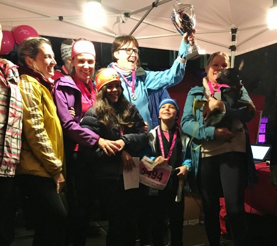 Rosa løpsfest for 2350 løpere i Oslokvelden Jenny_foto_8_lag (1280x1134).jpg