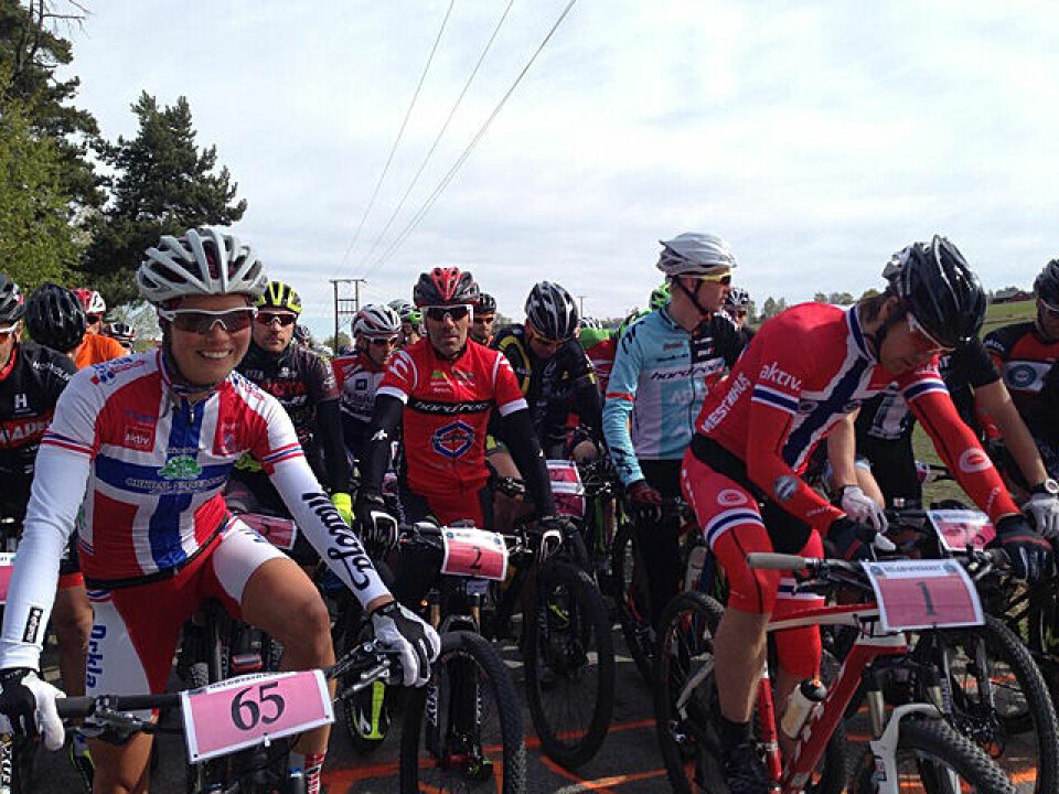 Carl Fr. Hagen og Borghild Løvset best NM_troyer_paa_start.jpg