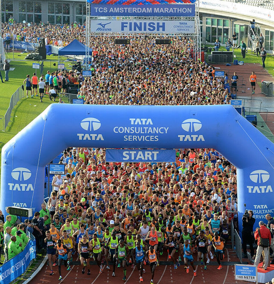 Elise Selvikvåg Molvik ble nr. 9 i Amsterdam Marathon Start_foto_arrangoer.jpg