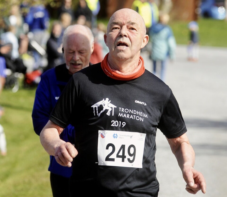 Lasse Finstad satte ny løyperekord i Valderløpet Valder¯ya rundt 26.04.2025: Per Jan Helset var eldste deltaker. 80-Âringen l¯p p 57.34.