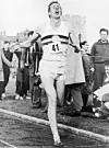 Roger_Bannister_4_minute_mile_1954.jpg