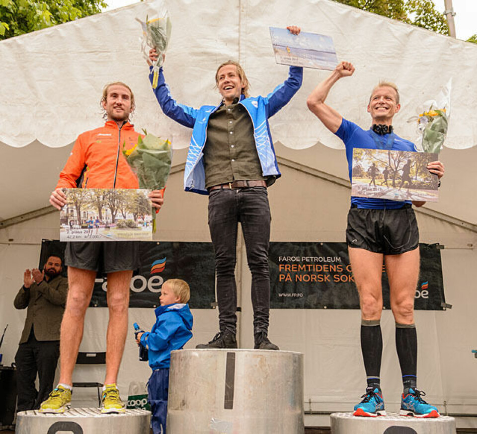 Cecilie Klungtveit og Erlend Aano best på maraton i Stavanger Pall maraton menn.jpg