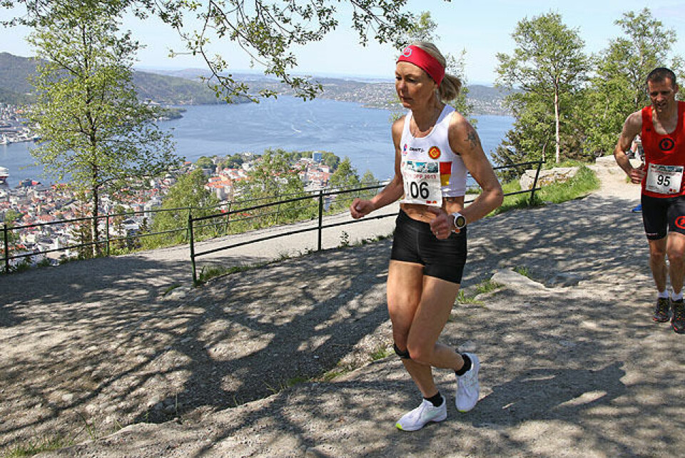 Eli Anne Dvergsdal og Thorbjørn Ludvigsen raskest til Fløyen – igjen 3J6A3186_640.jpg