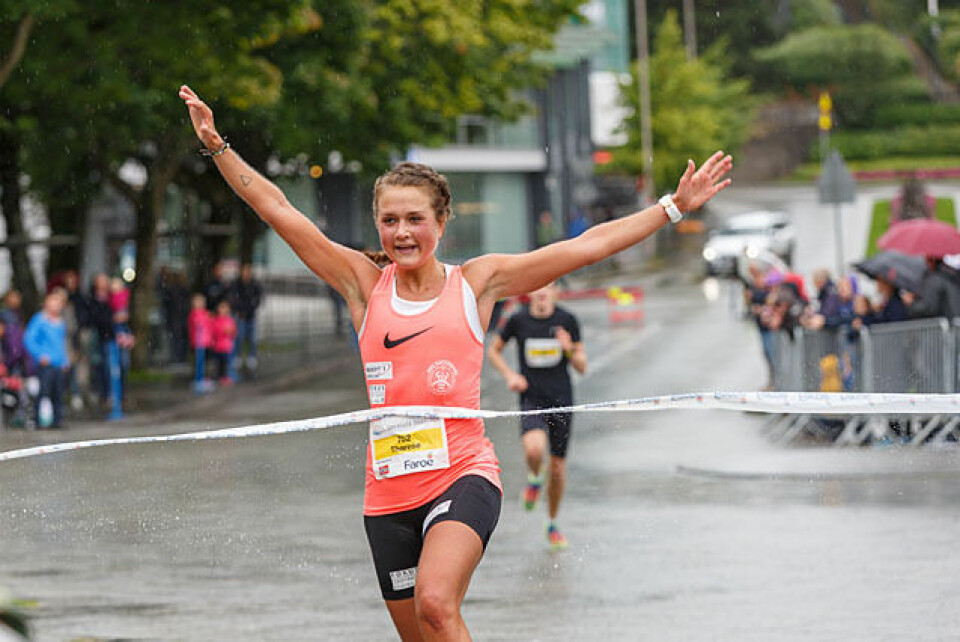 Cecilie Klungtveit og Erlend Aano best på maraton i Stavanger Therese Nordbø.jpg