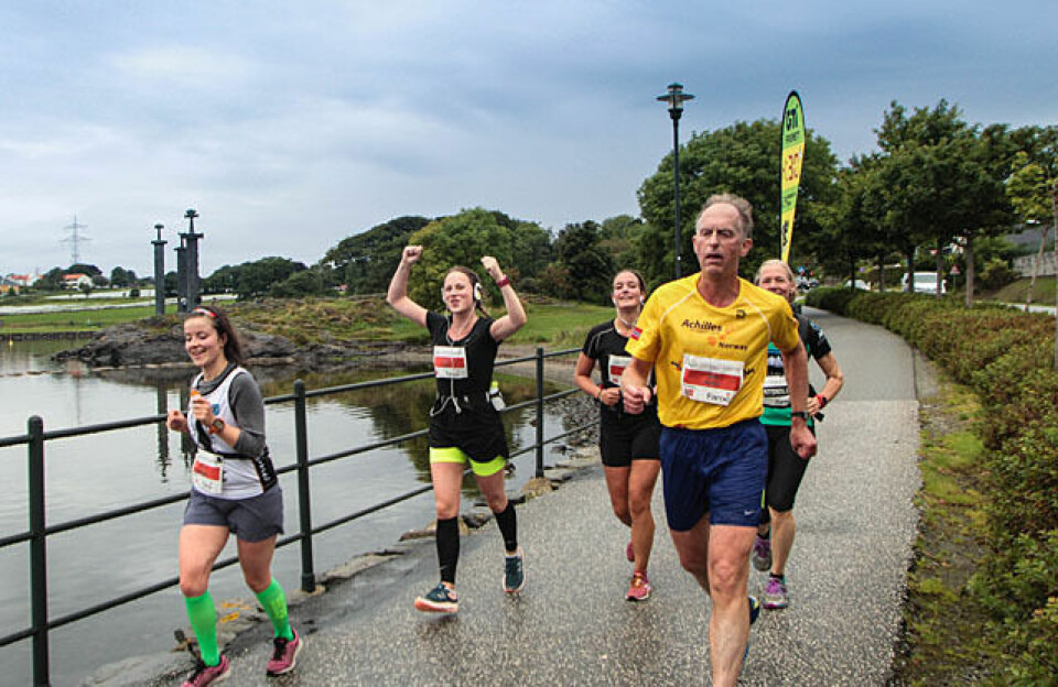 Cecilie Klungtveit og Erlend Aano best på maraton i Stavanger Fartsholder 4,30.jpg