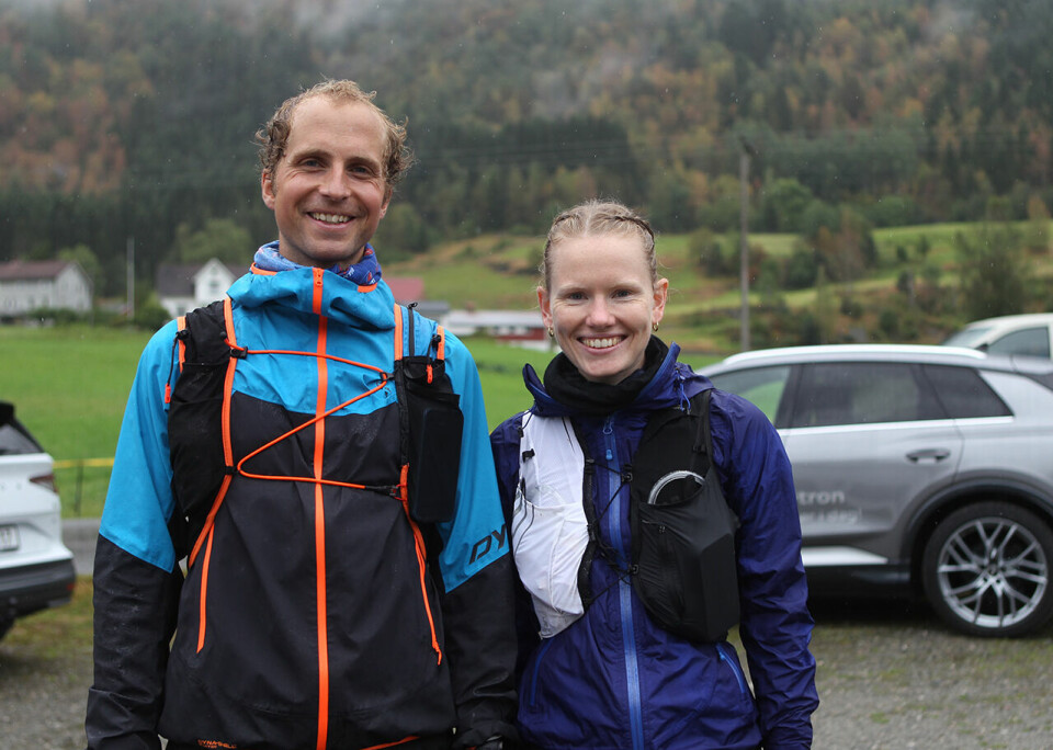Vinnerne fra årets Skåla Opp, Torbjørn Thorsen Ludvigsen og Karoline Holsen Kyte, er klare for NM i motbakkeløp (Foto: Stig Roger Eide) Vinnerne fra årets Skåla Opp, Torbjørn Thorsen Ludvigsen og Karoline Holsen Kyte, er klare for NM i motbakkeløp (Foto: Stig Roger Eide)