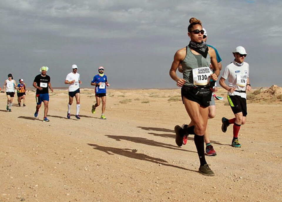 21 skandinaver løp Sahara Marathon i strålende sol og mye vind Zanoguera_S-640.jpg