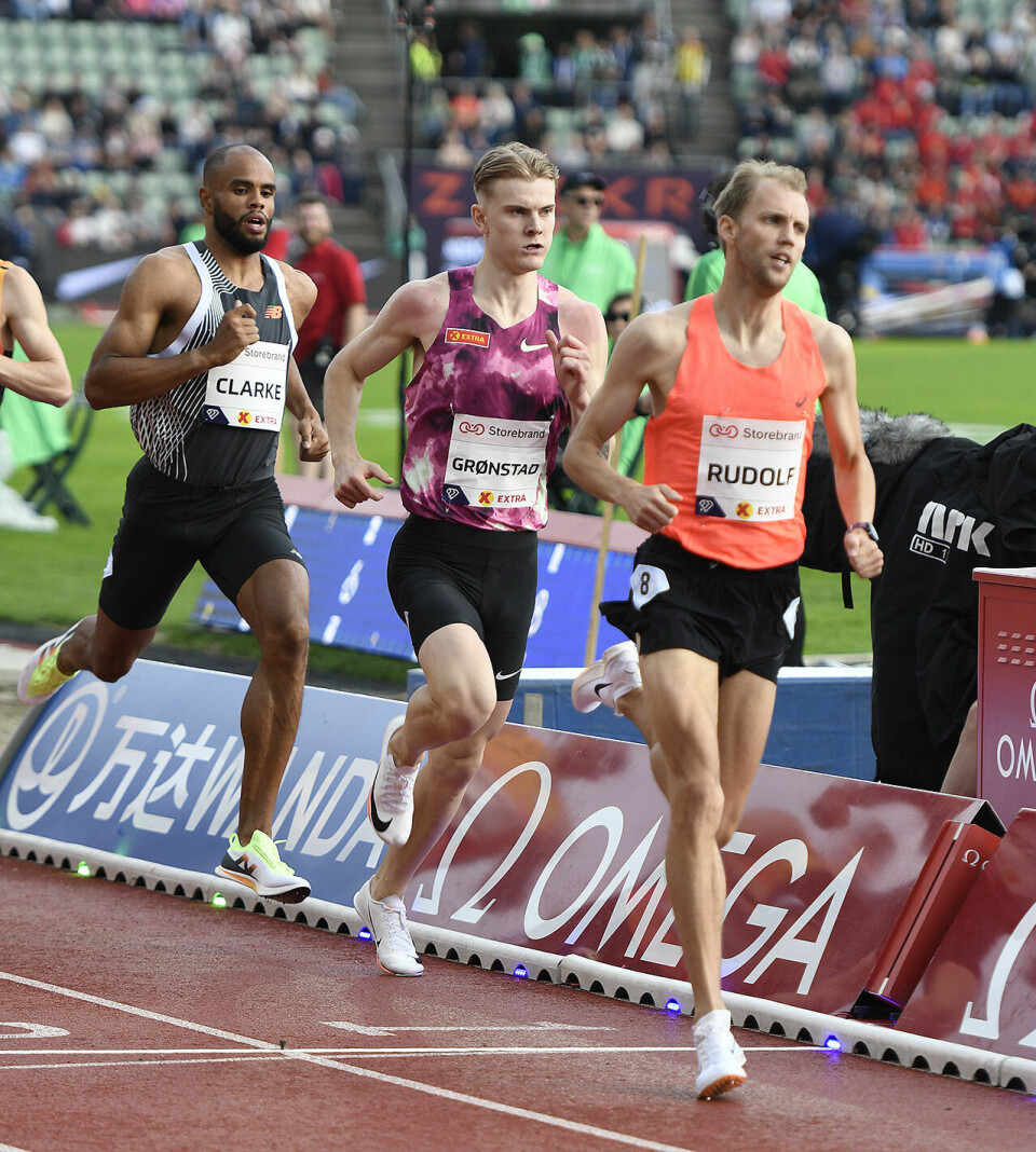 Tobias Grønstad vant 800 m og klarte OL-kravet med tre hundredelers margin 800-gronstad-tetfelt_50D2070.jpg