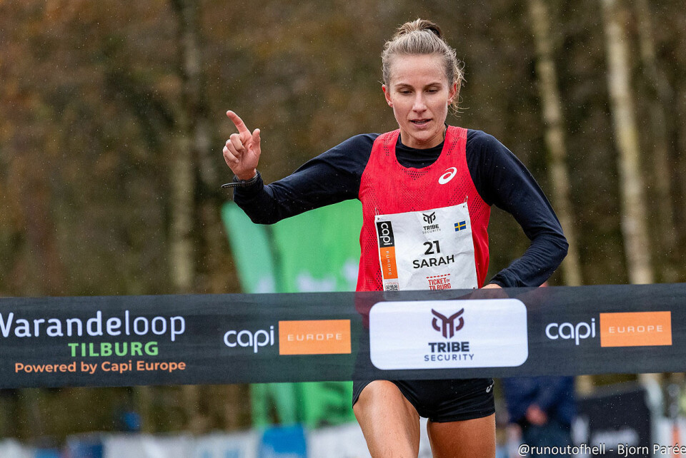 Senay Fissehatsion vant Warandeloop Sarah Lahti_målgang_foto_Bjorn Paree.jpg