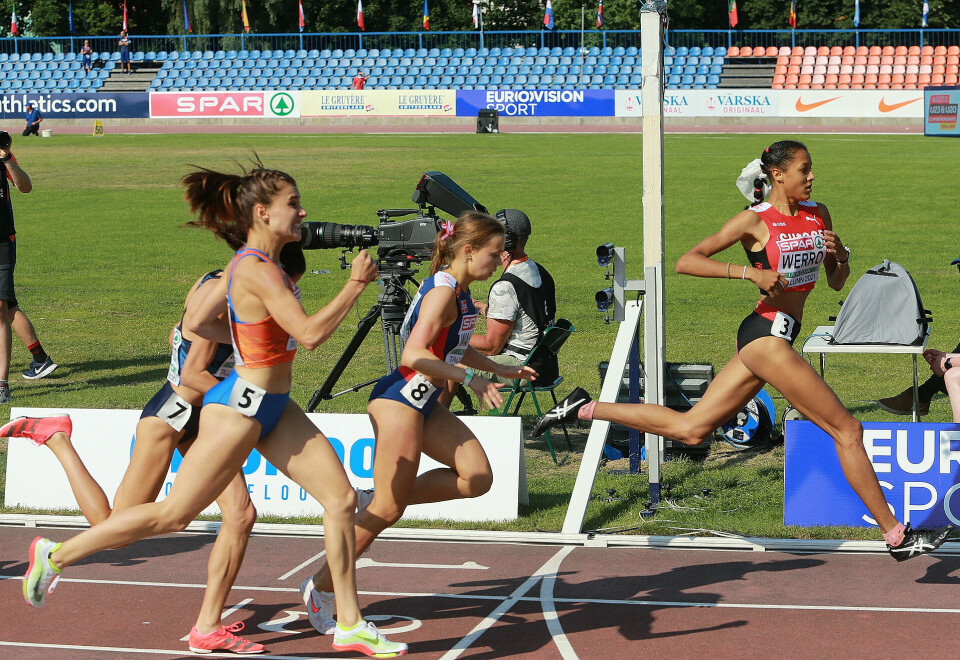 Begge de norske jentene overrasket og er finaleklare på 800 m Passering_maalstrek_AZ3T0407.jpg