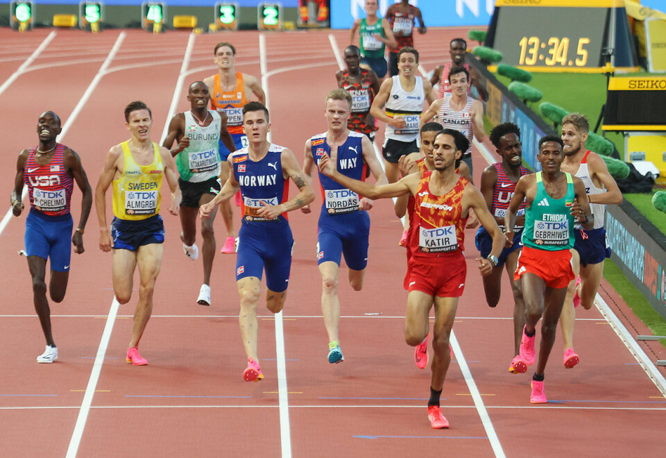 Dramatikk da to av de fire norske gikk videre til 5000 m-finalen 1U9A2971_Innspurten.jpg