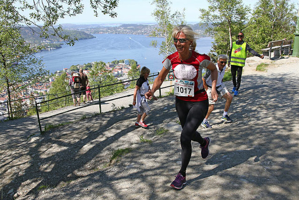 Eli Anne Dvergsdal og Thorbjørn Ludvigsen raskest til Fløyen – igjen 3J6A3155_640.jpg