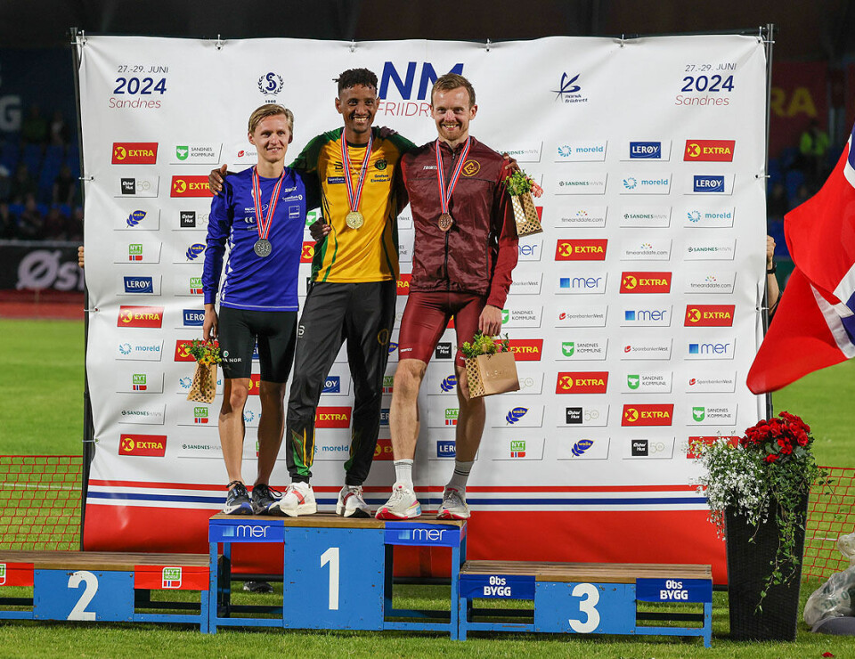 Gull på 10000 meter etter sololøp av Senay Fissehatsion Premiepall_menn_10000m_1.jpg