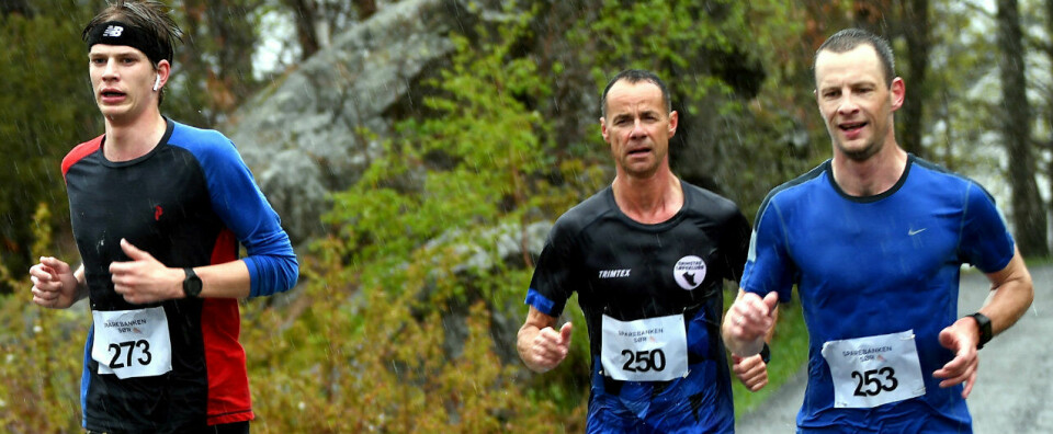 Våt, men deilig Fevik halvmaraton Fevik halvmaraton 7JaroslawSosin.jpg