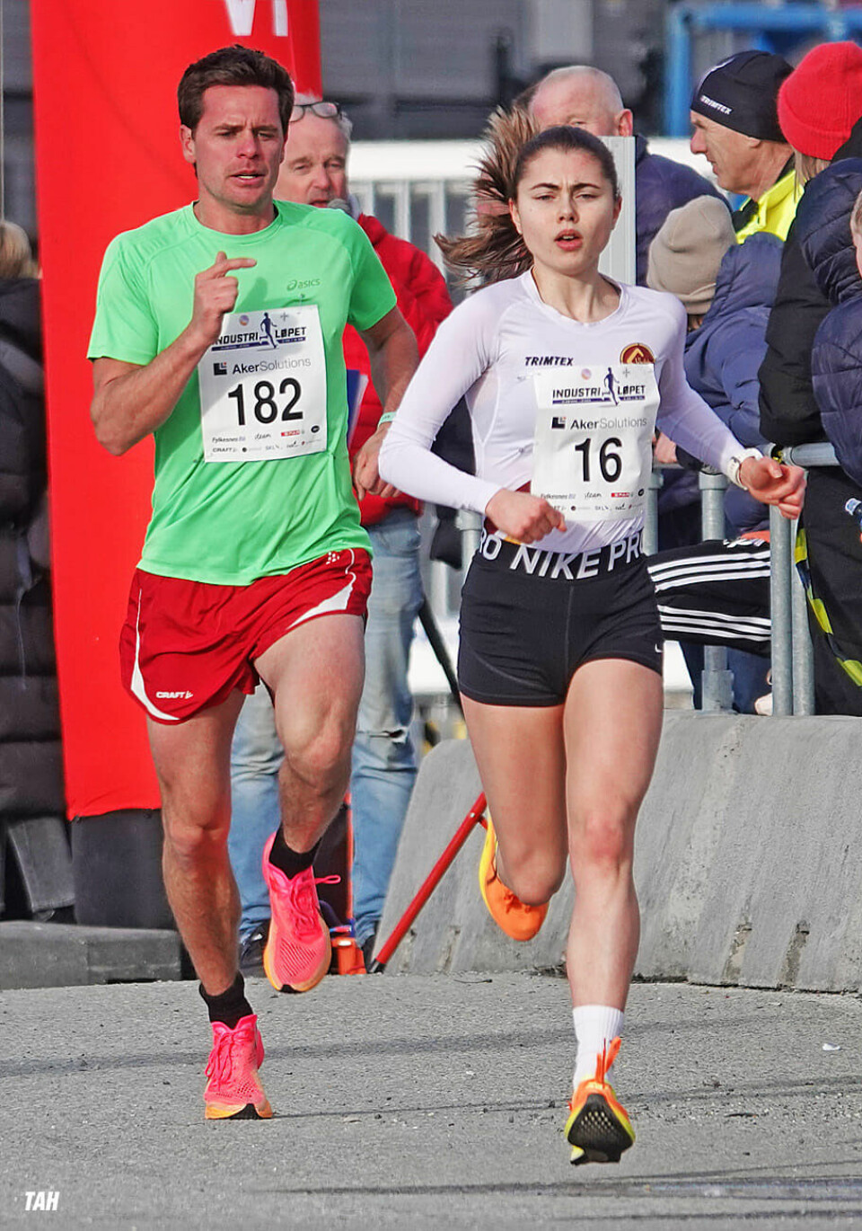 Tette oppgjør i Industriløpet på Stord 5km-kvinner-vinner.jpg