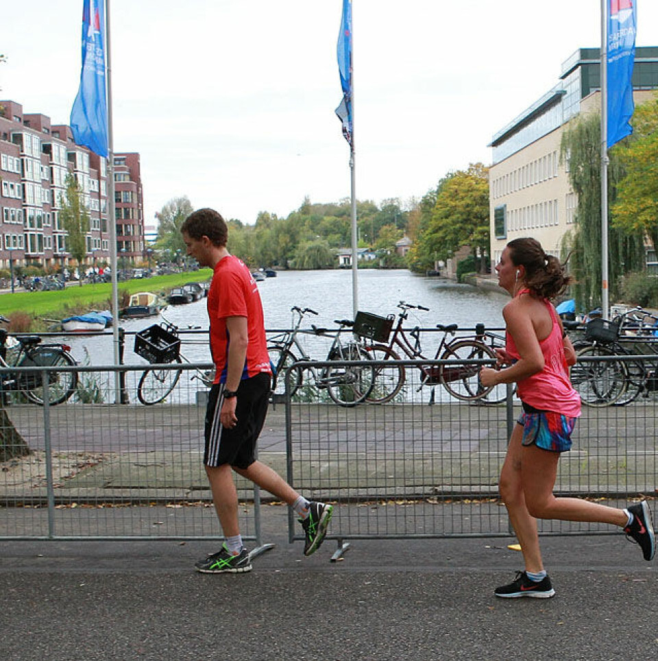 Elise Selvikvåg Molvik ble nr. 9 i Amsterdam Marathon Kanal_A20G3896.jpg