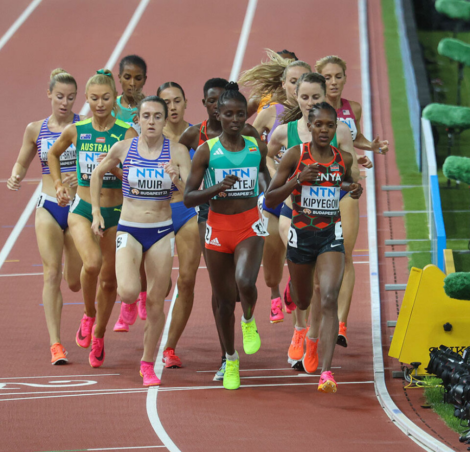 Maktdemonstrasjon av Faith Kipyegon da hun vant sitt tredje VM-gull på 1500 m 1U9A9904.jpg
