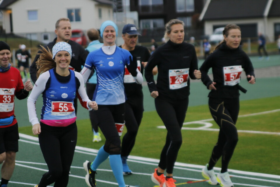 Gode forhold under den 10. utgaven av Karmøy Maraton Kristine Os (55) ble nr 3 på maraton.jpg
