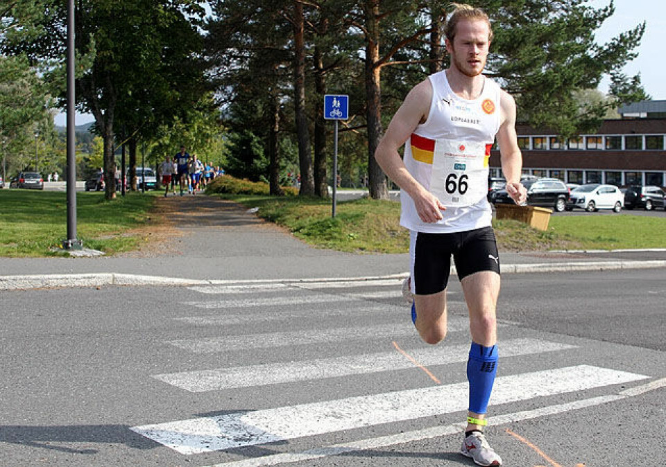 Bildet er fra Lørenskogløpet 2014. Der gjorde også Jonas Lurås Hammer kort prosess med konkurrentene allerede ut fra start (foto: Heming Leira). Bildet er fra Lørenskogløpet 2014. Der gjorde også Jonas Lurås Hammer kort prosess med konkurrentene allerede ut fra start (foto: Heming Leira).