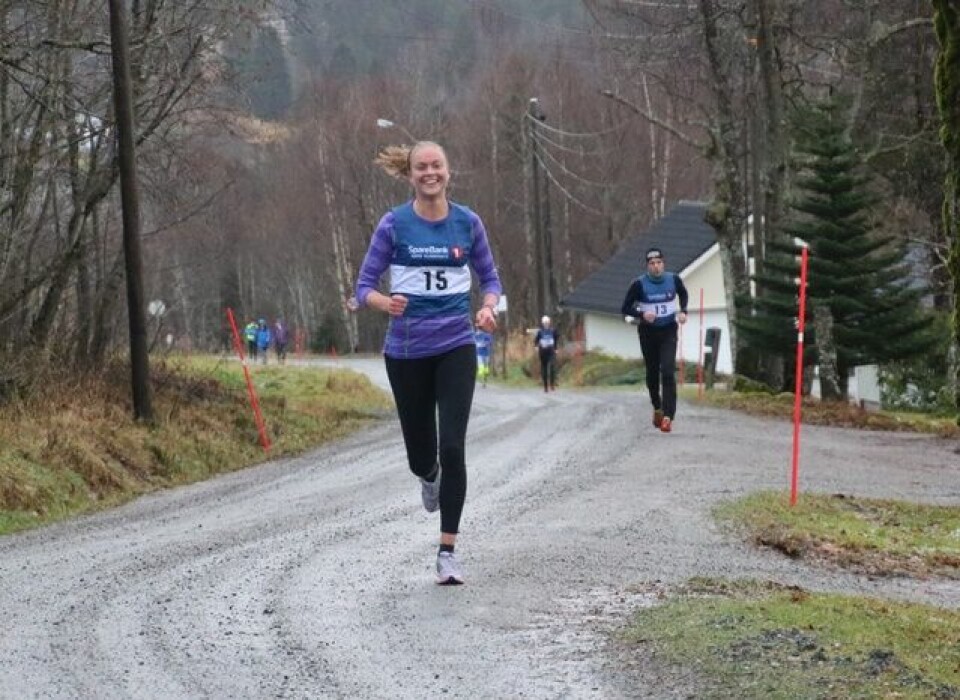 Hauge-Nilsen og Festø raskest rundt Rotevatnet i Volda 05_Ingrid_Festoe.jpg