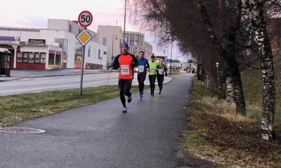 Solid deltakerrekord i Ålesund Nyttårsmaraton Maraton_Karl_Idar_Vik_500m