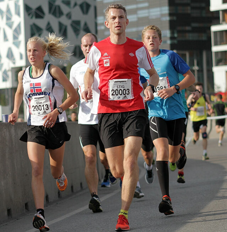 Oslo Maraton: Trippel Tjalve på 10 km Tid_41.41_ Elin_Uppstad_39.30_Stig_Rognes_IMG_4493.jpg