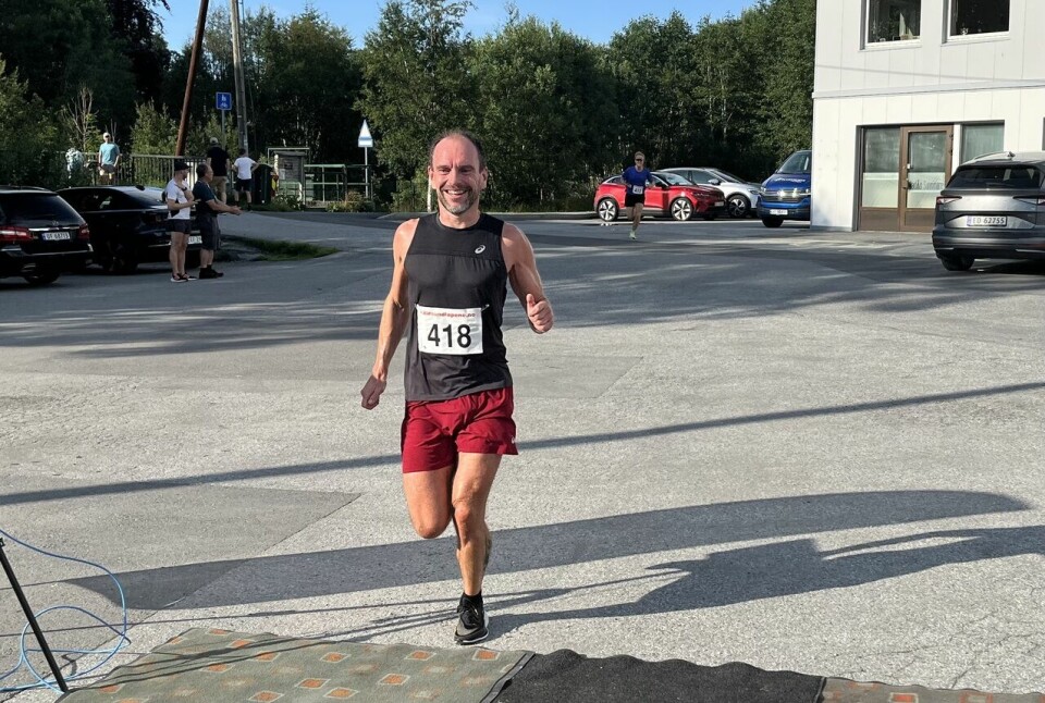 Svenske Andreas Carlborg vant 5 km i Vasstrandmila 10km_Ole_Lukkedal