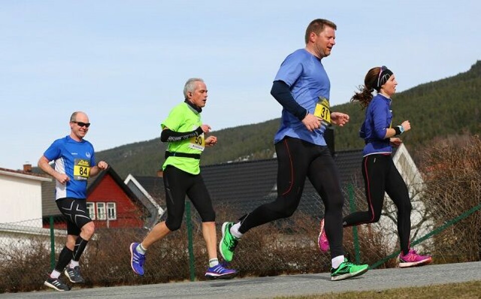 Påskemaraton i Drammen med perfekt vær og deltagerrekord Paaskemaraton2015-31-50-84.jpg