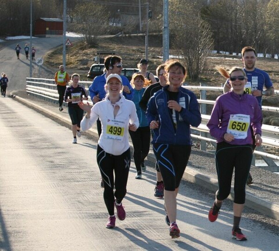 Løyperekord av Thorbergsen på Håkøya Halvmaraton forside