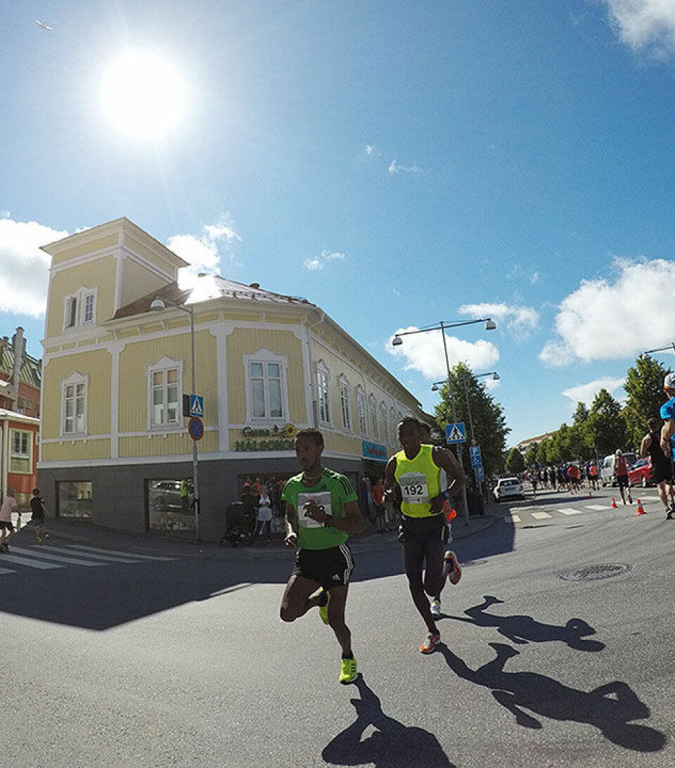 Sommeridyll i Strømstadmilen 10km-G0181245-tet-menn.jpg