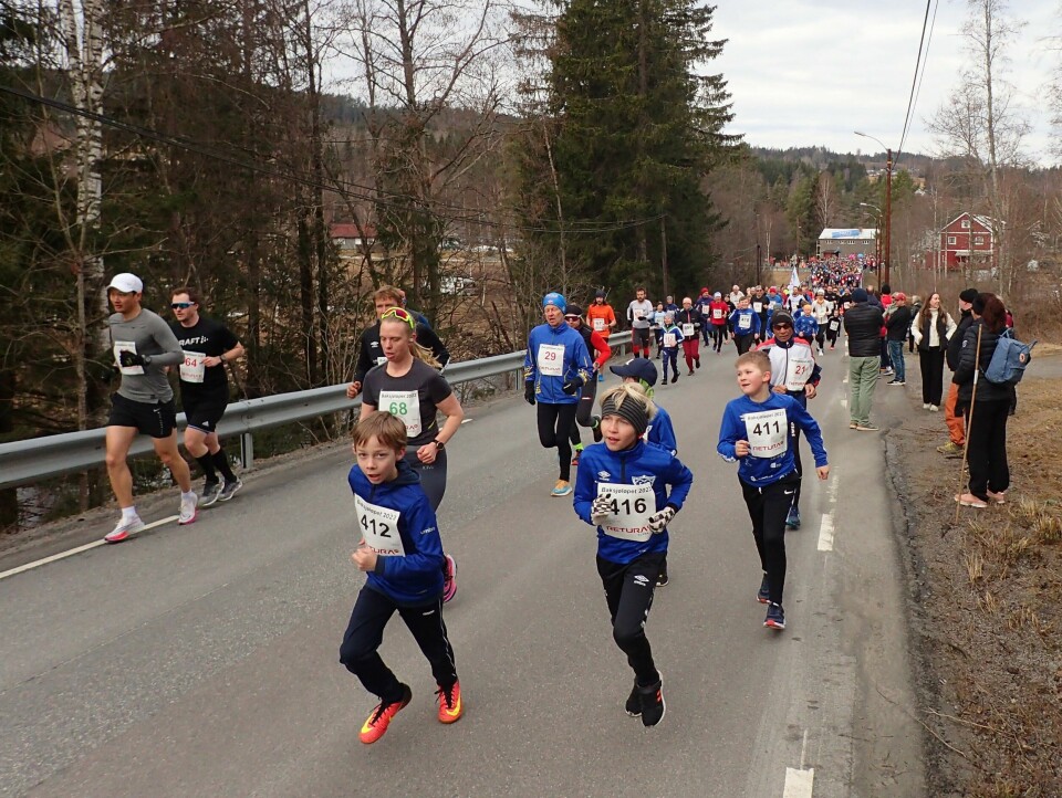 Flott vårdag på Åbogen med 774 deltakere i det 41. Baksjøløpet 8 Gutta fra Eidskog fotball.JPG