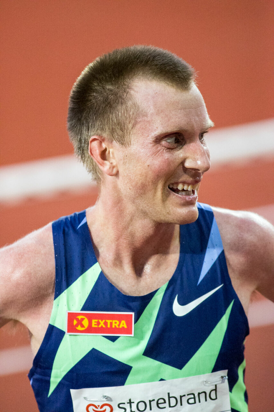 Sondre Nordstad Moen sikra seg europarekorden på 25 000 m 05-finish-25000m_menn_SC_8452.jpg