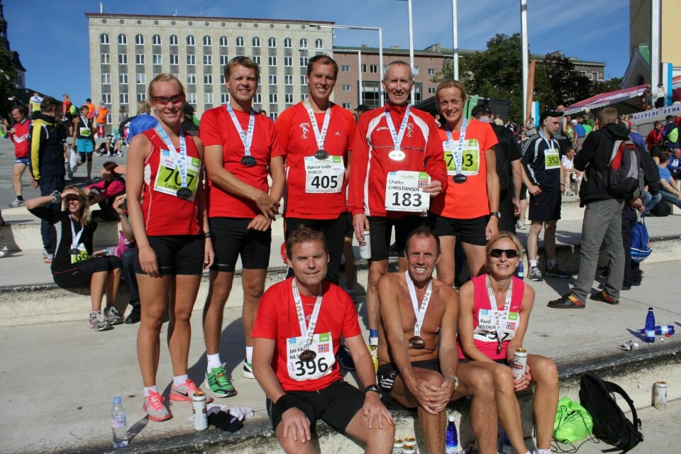 Noen deltakere fra klubben på reise til Tallinn i 2011. (Foto: Privat) Noen deltakere fra klubben på reise til Tallinn i 2011. (Foto: Privat)