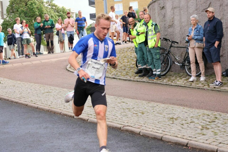 Kasper Fosser inn til seier 19 sekunder foran Jørgen Baklid onsdag kveld. (Foto: Bjørn Hauge) Kasper Fosser inn til seier 19 sekunder foran Jørgen Baklid onsdag kveld. (Foto: Bjørn Hauge)