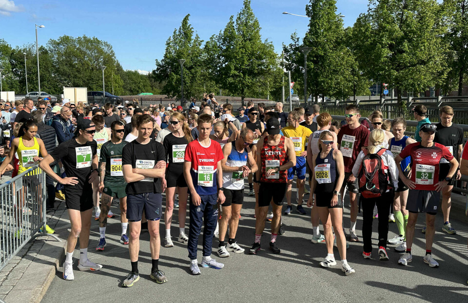 Fornebuløpet har barneløp, 3, 5 og 10 km på programmet pluss at noen løper Trippelen som består av alle tre distansene. Her er 3 km-løperne klare til start. (Foto: Tom-Arild Hansen) Fornebuløpet
