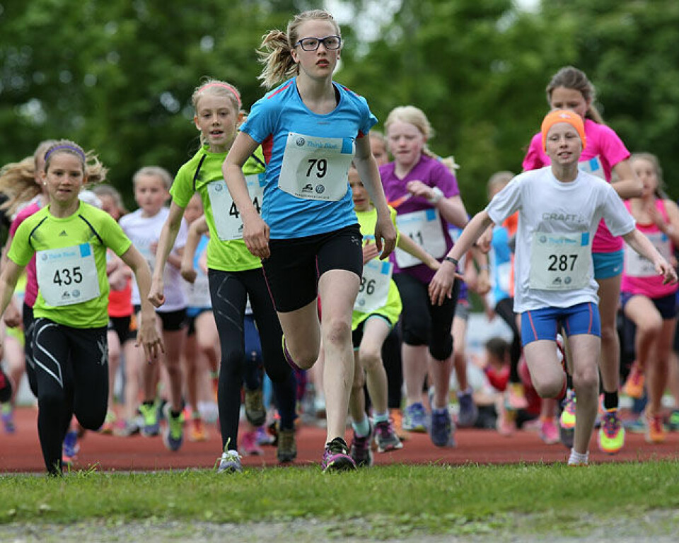 Rekrutteringen er sikret - 614 løp BarneBirken! Barn_start_eldste_jenter_2015-06-13_Geir_Olsen.jpg