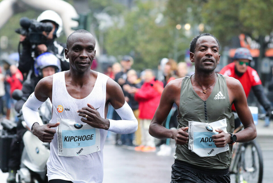 Eliud Kipchoge og Guye Adola fra Berlin Marathon i 2017. (Foto: photorun.net) Eliud Kipchoge og Guye Adola fra Berlin Marathon i 2017. (Foto: photorun.net)