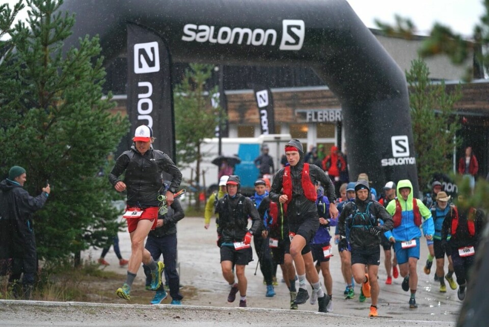 Didrik Hermansen råsterk i våt Salomon Rondane 100 Start 100 miles.jpg