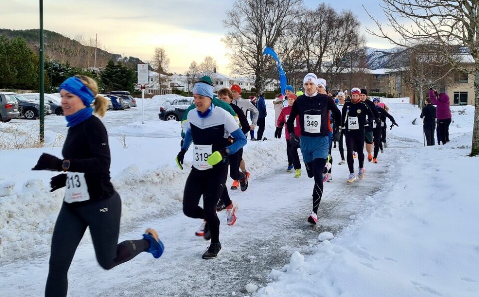 Ålesund Nyttårsmaraton på vinterføre Halv_start_1