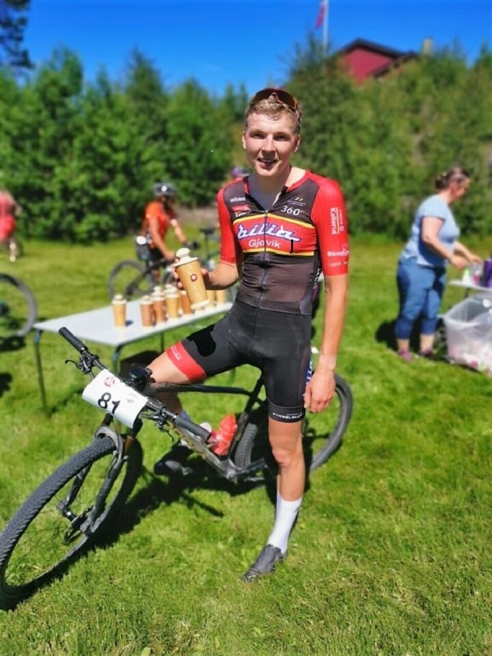 Cathrine Andersen og Martin Røste Omdahl til topps i Trysil-Knut rittet Martin Røste Omdahl med førstepremie.jpg
