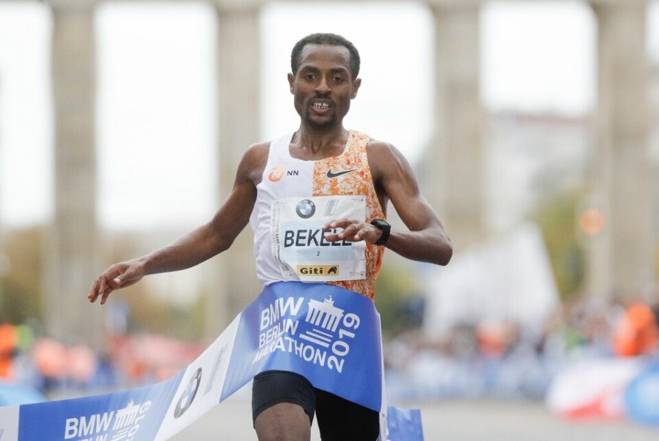 Kenenisa Bekele da han løp inn til seier på 2:01:41, to sekunder bak gjeldende verdensrekord i Berlin Marathon 2019. (Foto: SCC EVENTS/Norbert Wilhelmi) Kenenisa Bekele da han løp inn til seier på 2:01:41, to sekunder bak gjeldende verdensrekord i Berlin Marathon 2019. (Foto: SCC EVENTS/Norbert Wilhelmi)