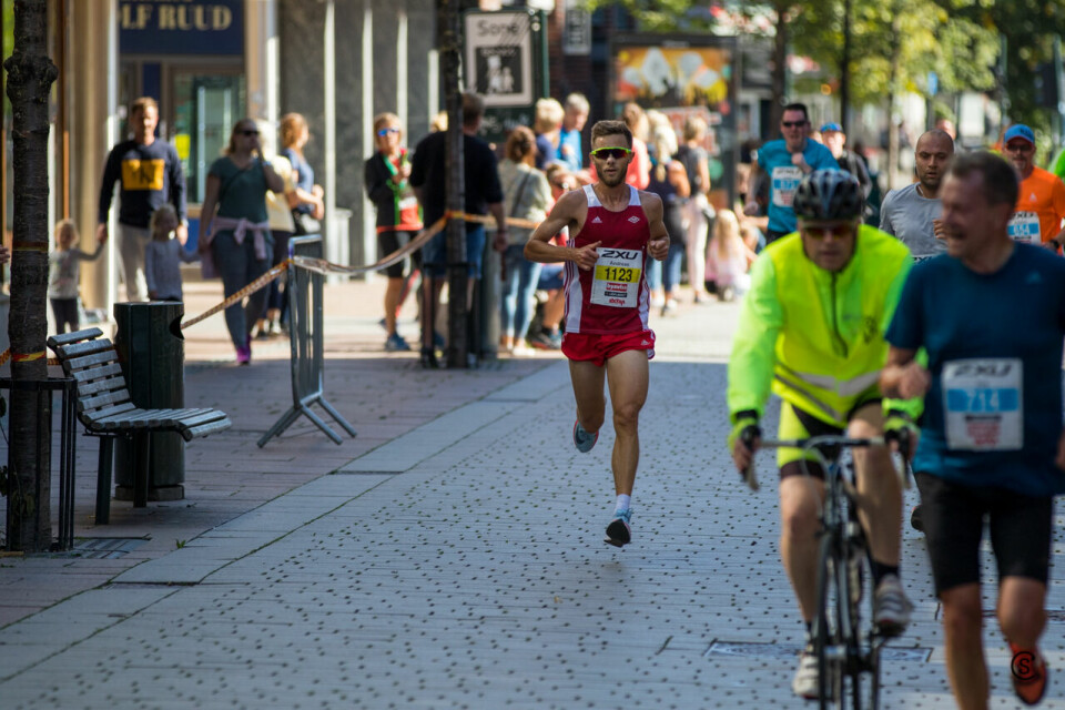 Sterke vinnertider i 2XU Drammen halvmaraton Andreas_Myhre_Sjurseth.jpg