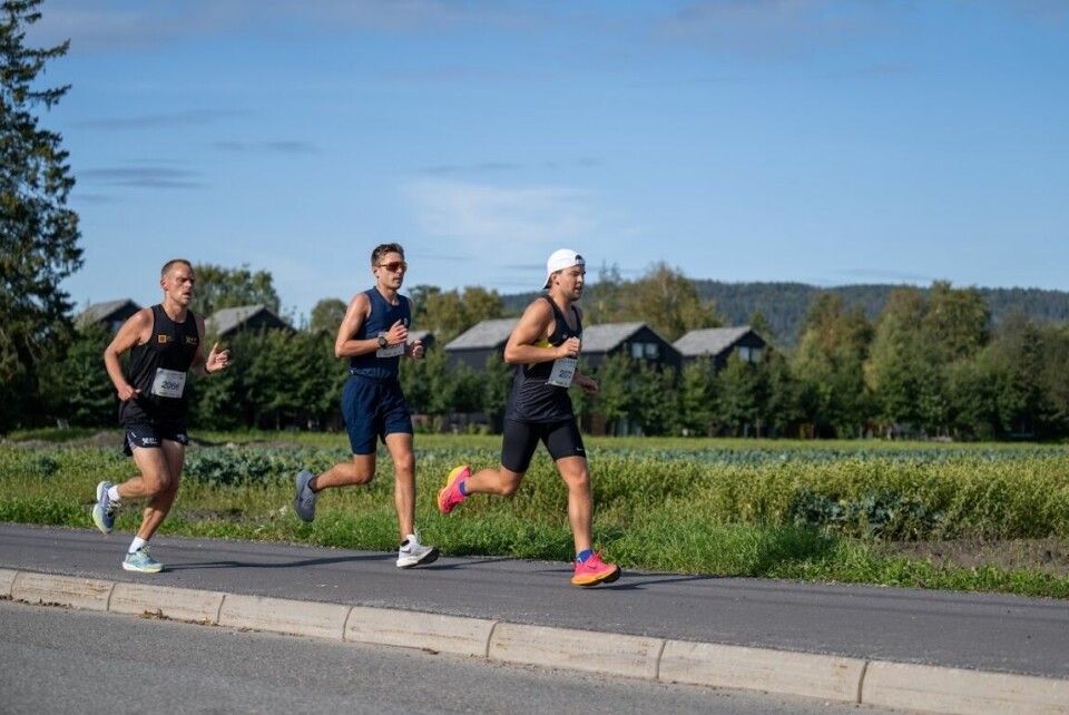 80 deltakere løp Lierløpet 10 km-kampen-om-andreplassen.jpg