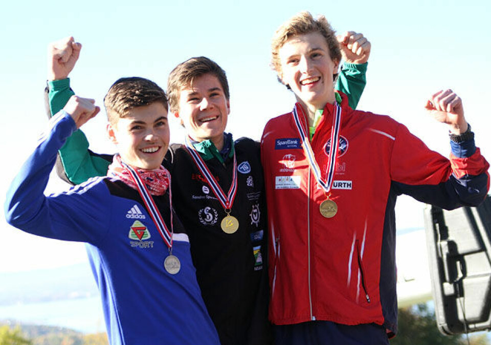 Gull til Kristin Størmer Steira og Henrik Ingebrigtsen i NM terreng UM-pall_gutter_15aar_IMG_0430.jpg