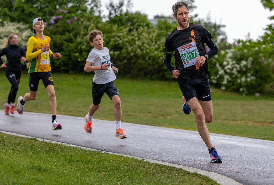 Jevn duell: Dag Skretteberg (42 år) og Henrik Jørgensen (15 år) hadde en tøff fight om andreplassen i trippelen. (Foto: Samuel Hafsahl) Jevn duell: Dag Skretteberg (42 år) og Henrik Jørgensen (15 år) hadde en tøff fight om andreplassen i trippelen. (Foto: Samuel Hafsahl)